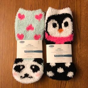 Old Navy Girls Cozy Socks (2 Pair)